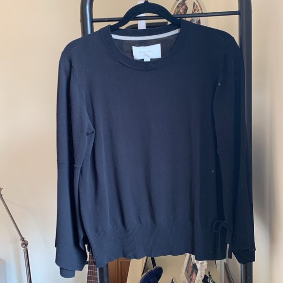 Brochure Walker | black sweater with flare sleeves size M - Picture 3 of 8